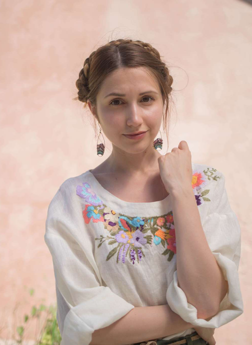 Embroidered Flowers Blouse