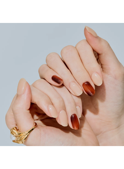 Amber Manicure