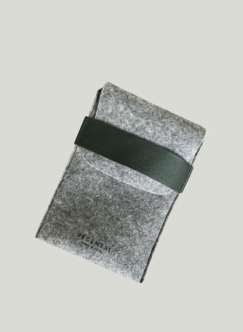 Gray Pochette