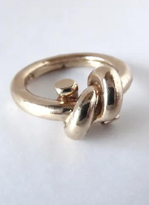 Knot Ring