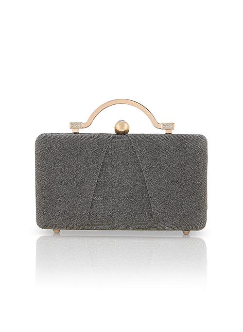 Lara Minaudiere