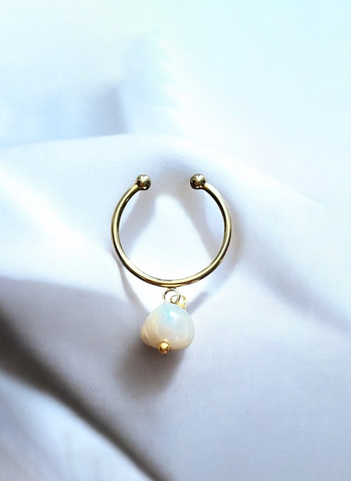 Alicia Ring