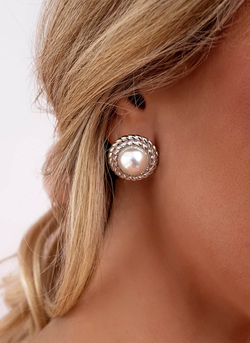 Andreana Pearl Earrings
