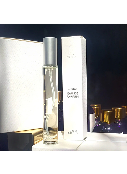 1 Hotel Parfum