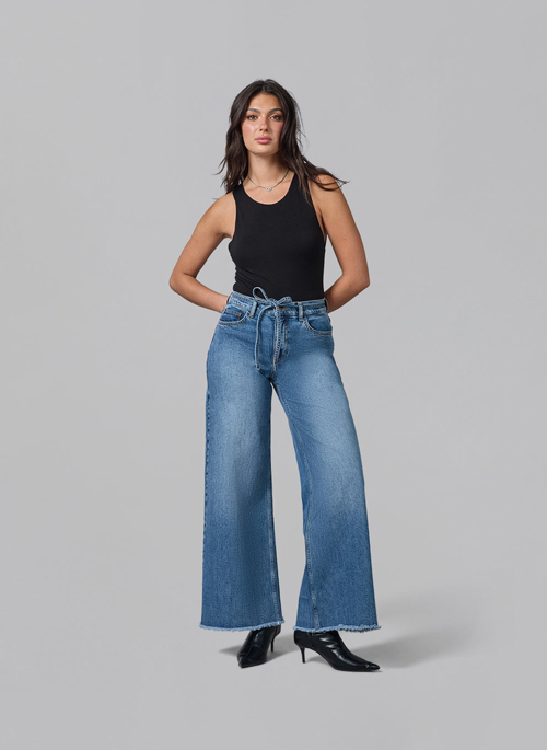 LOLA JEANS