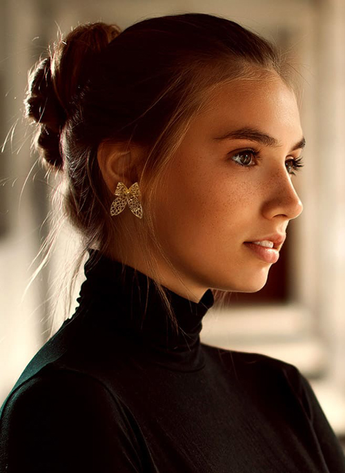 ANA CAROLINA VALENCIA