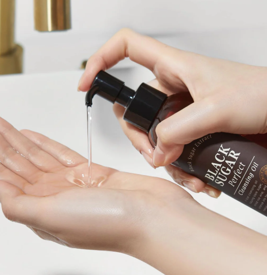 Black Sugar Perfect Cleansing Oil