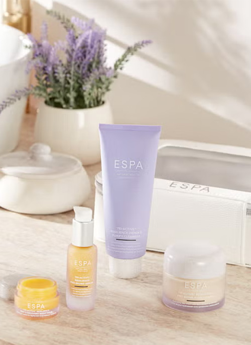 Tri-Active™ Resilience Strength & Vitality Skin Regime Set