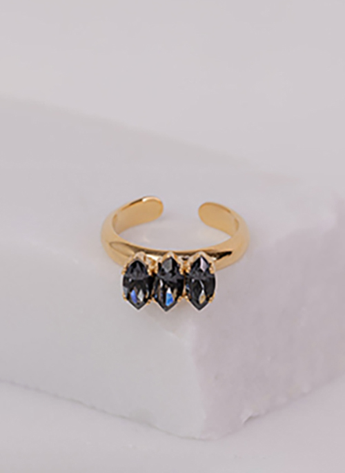 Navette Ring