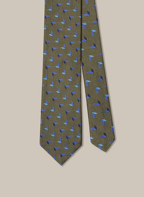 Class Tie